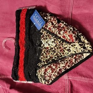 3 Pack Simply Styled Small Lace Bikini Panties Leopard Black Red New